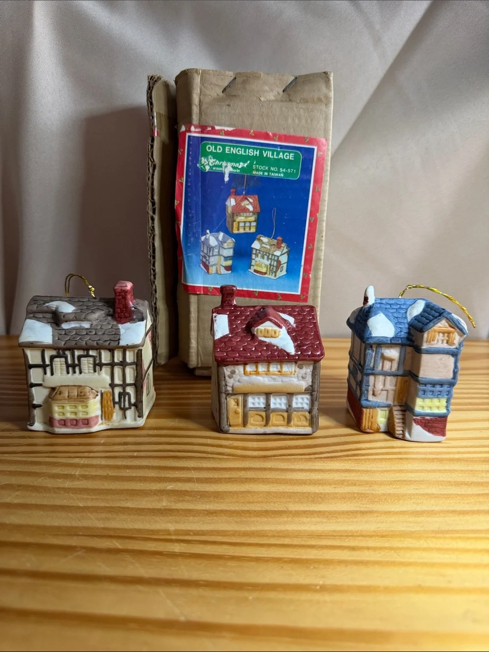 Vintage House of Lloyd Old English Village Ornaments Set of 3 Boxed